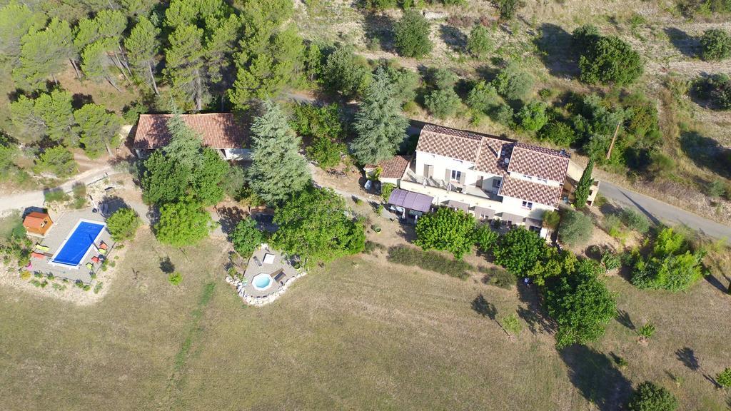 Residence De Gites La Sidoine Du Mont-Ventoux Крийон-льо-Брав Екстериор снимка